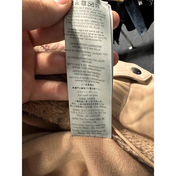 Tom Ford Pink Faux Fur Oversized Puffer Coat Sz. M - Picture 6 of 7